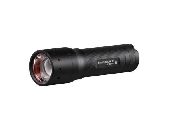 LED LENSER® Taschenlampe NEW P-Series P7 mit 450 Lumen und 300 m Leuchtweite
