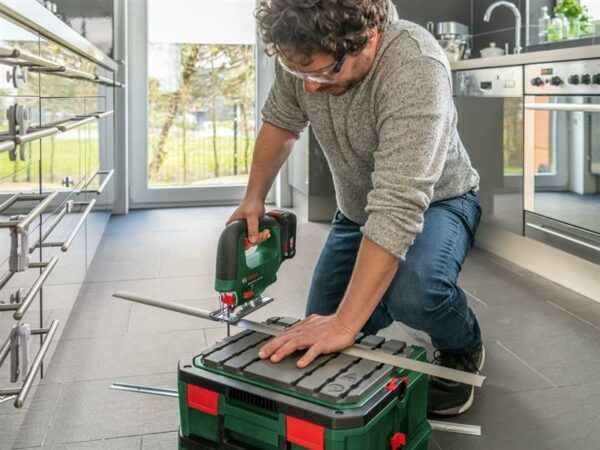 Bosch Stichsäge kabellos UniversalSaw 18V-100 – Bild 2