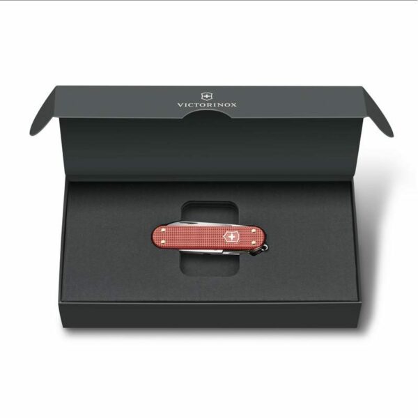Victorinox Classic SD, 58 mm, Alox Limited Edition 2025, Stone Red – Bild 3